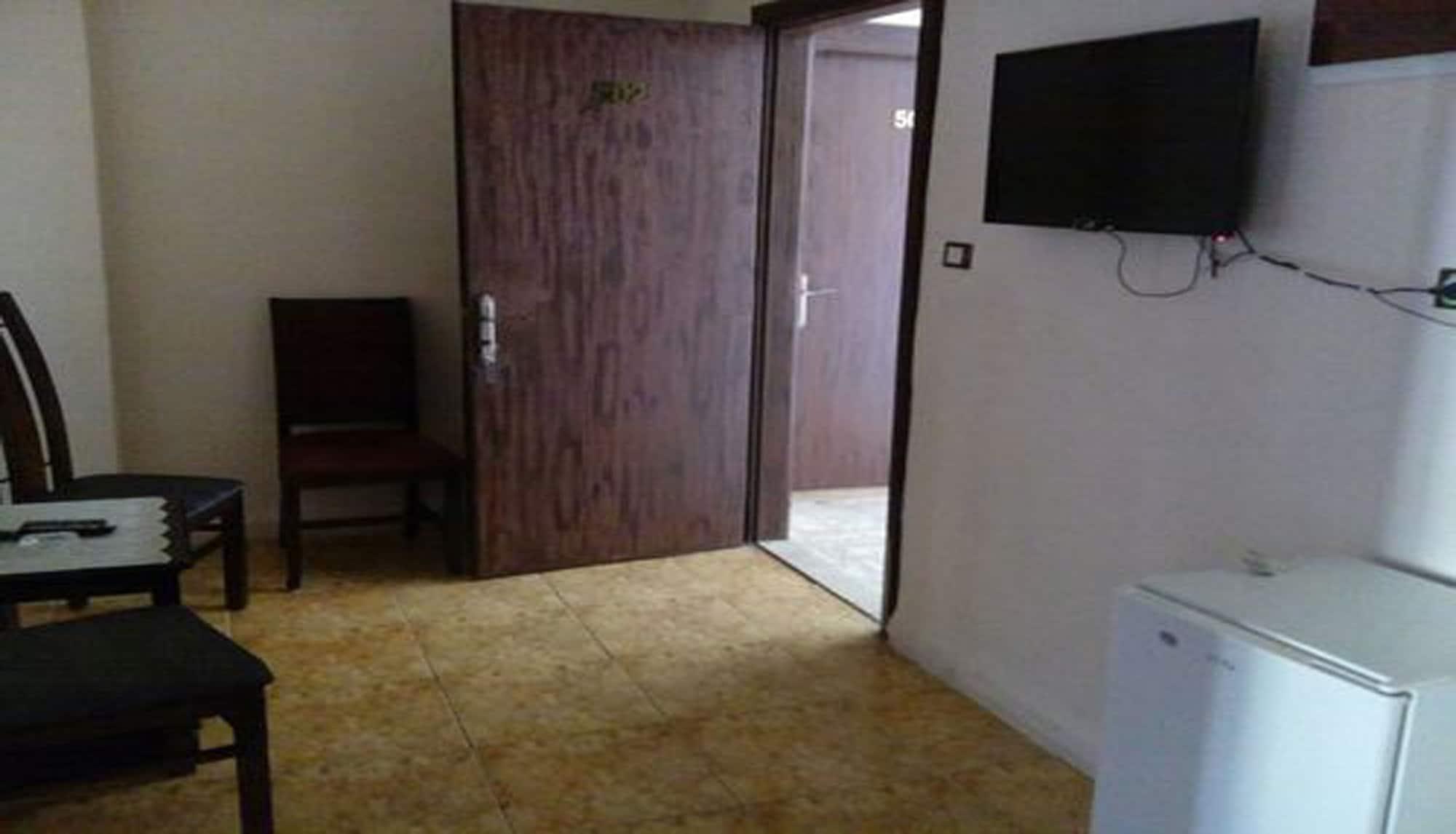 Al-Houriat Hotel Amman Extérieur photo