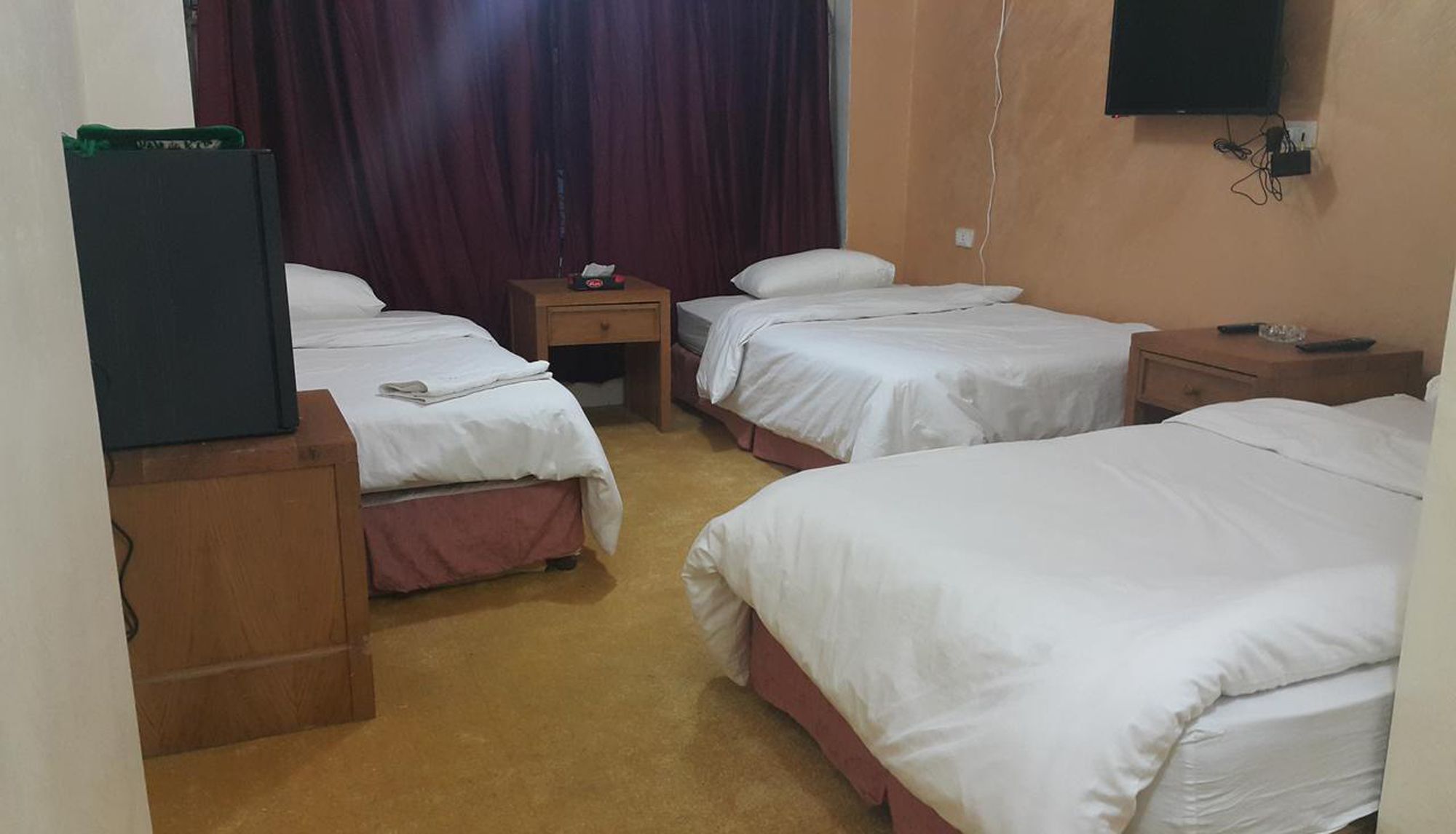 Al-Houriat Hotel Amman Extérieur photo