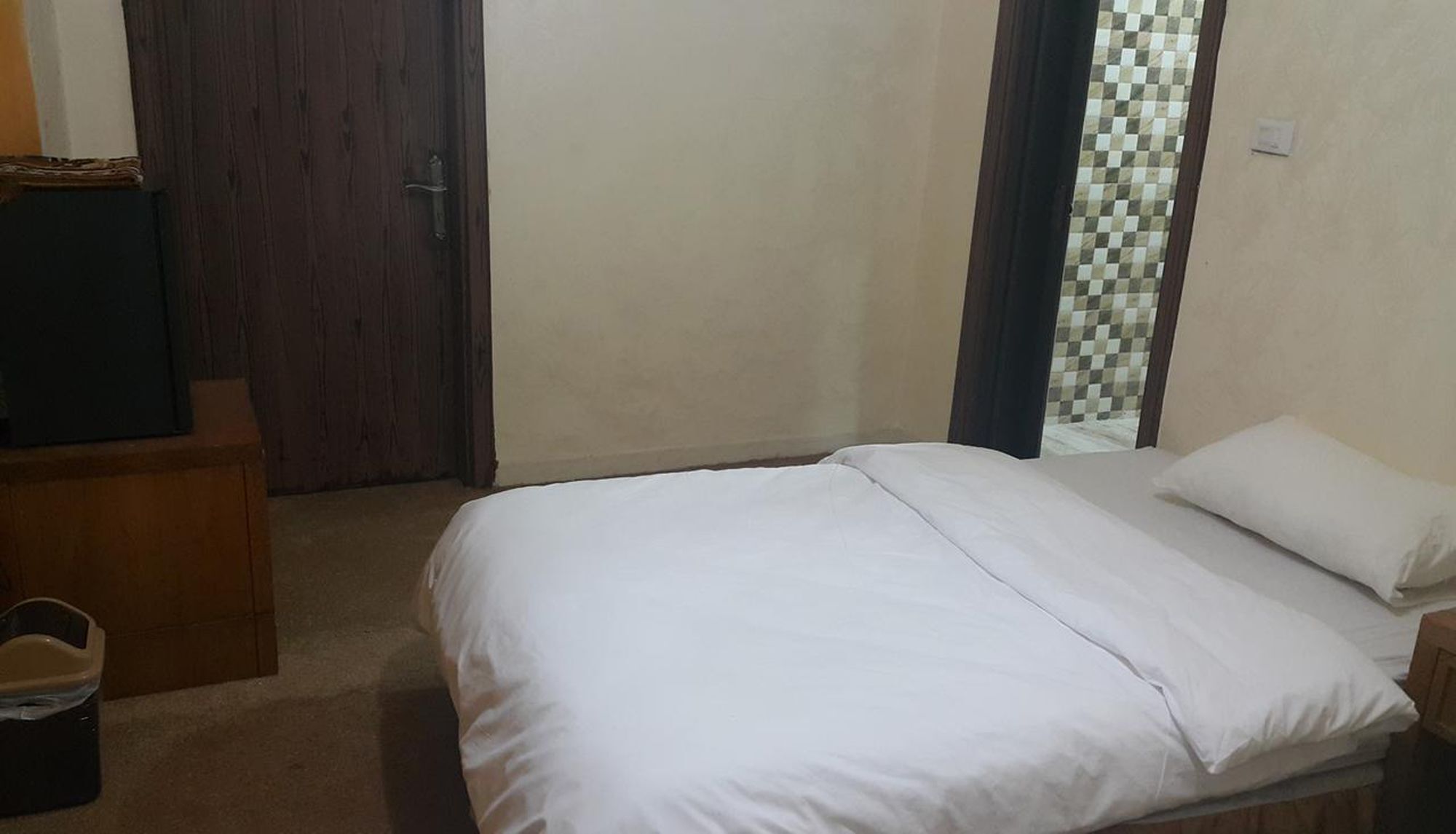 Al-Houriat Hotel Amman Extérieur photo